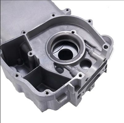 Peças de fundição de aço Crankcase de motocicleta com design personalizado e tratamento de superfície