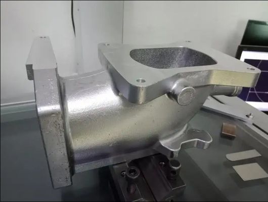 Partes de fundição de latão por gravidade profissional para necessidades industriais personalizadas